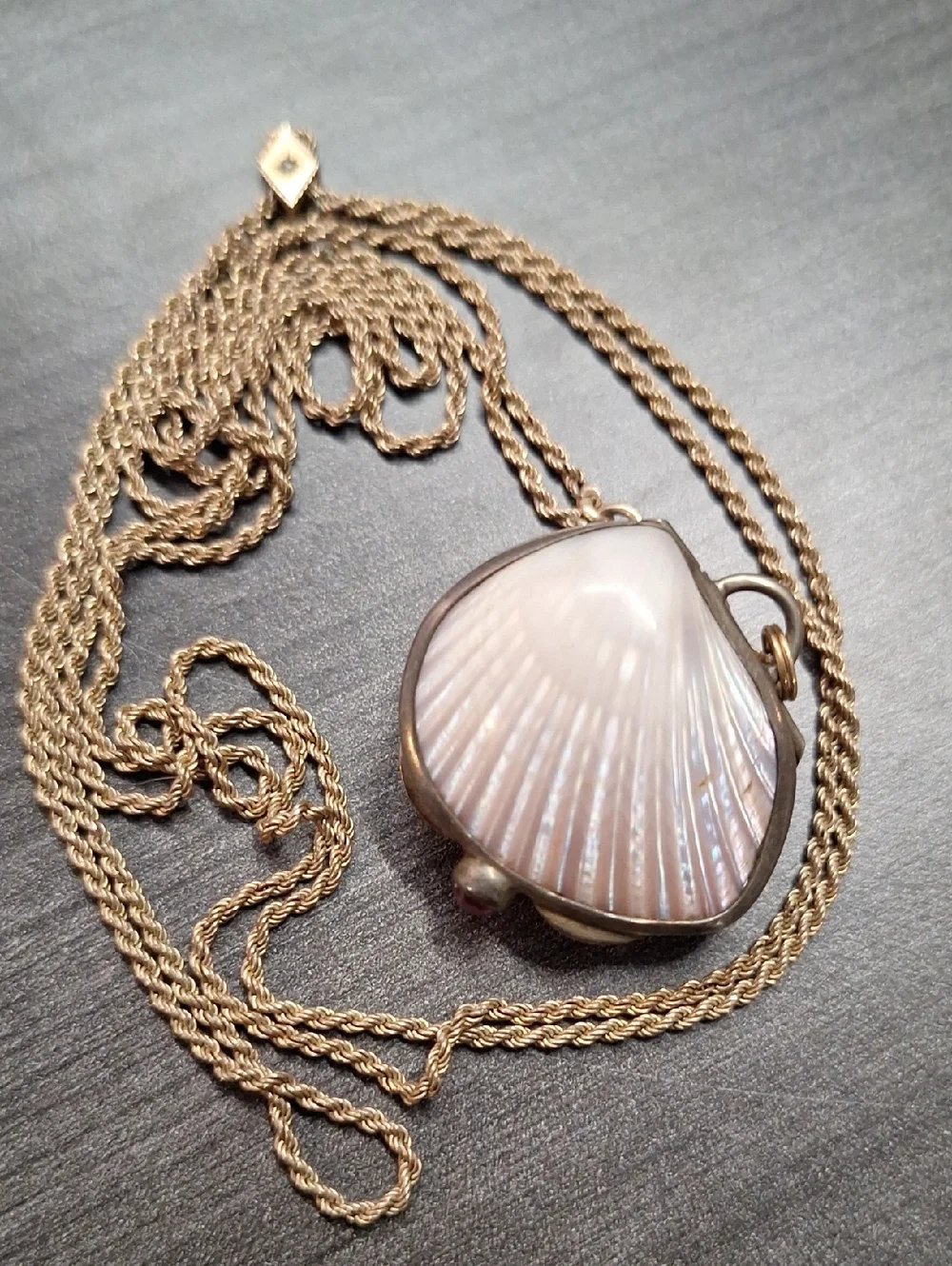 Vintage SOB & Co Gold-Tone Necklace with Cream SeaShell Locket Pendant Inlay
